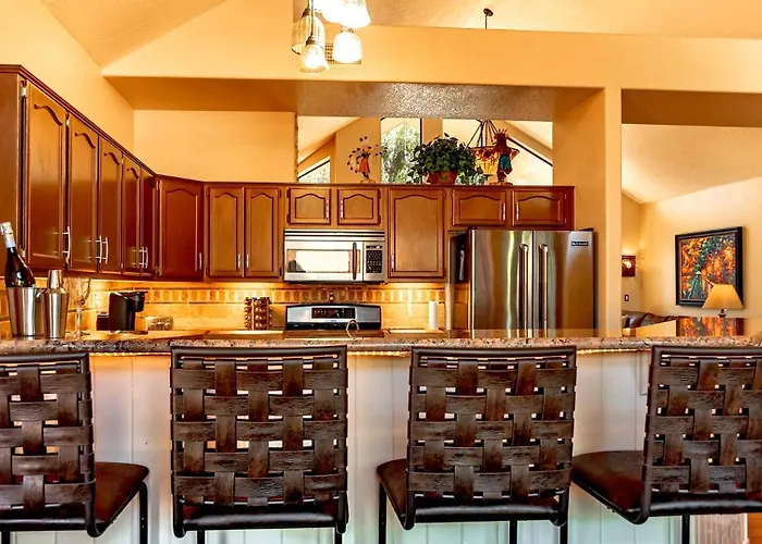 Vakantiehuis West Sedona, Walk To Sugarloaf Trls, Jacuzzi Sedona