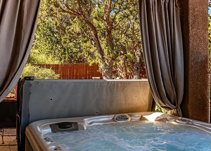 Vakantiehuis West Sedona, Walk To Sugarloaf Trls, Jacuzzi *